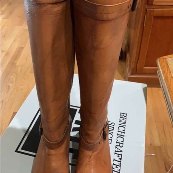 Frye - Picture 2 of 6